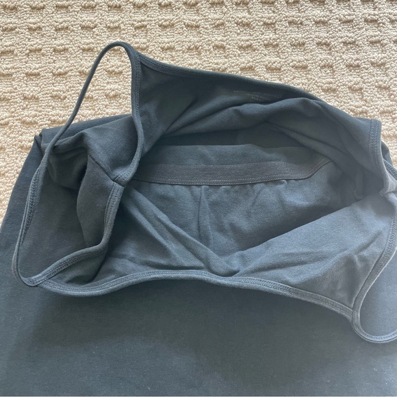 Brandy Melville dress EUC - Picture 4 of 4